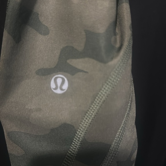 Lululemon Camo Crops - Picture 2 of 6